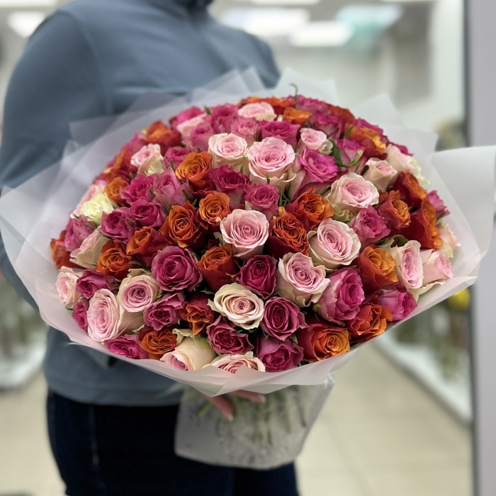 101 роза жаркий микс